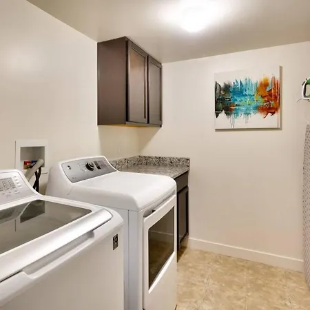 2I Top Floor Moab Redcliff Condo, Pool & Hot Tub Exterior photo